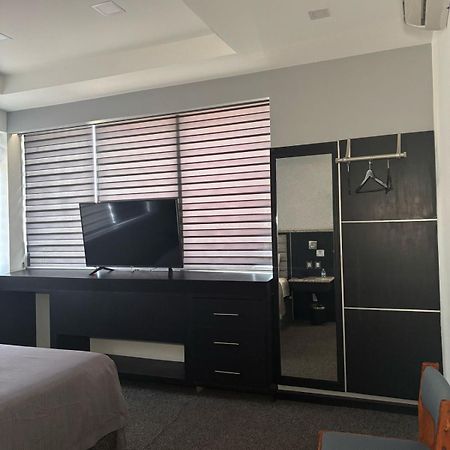 Hotel You Koso Тихуана Екстериор снимка