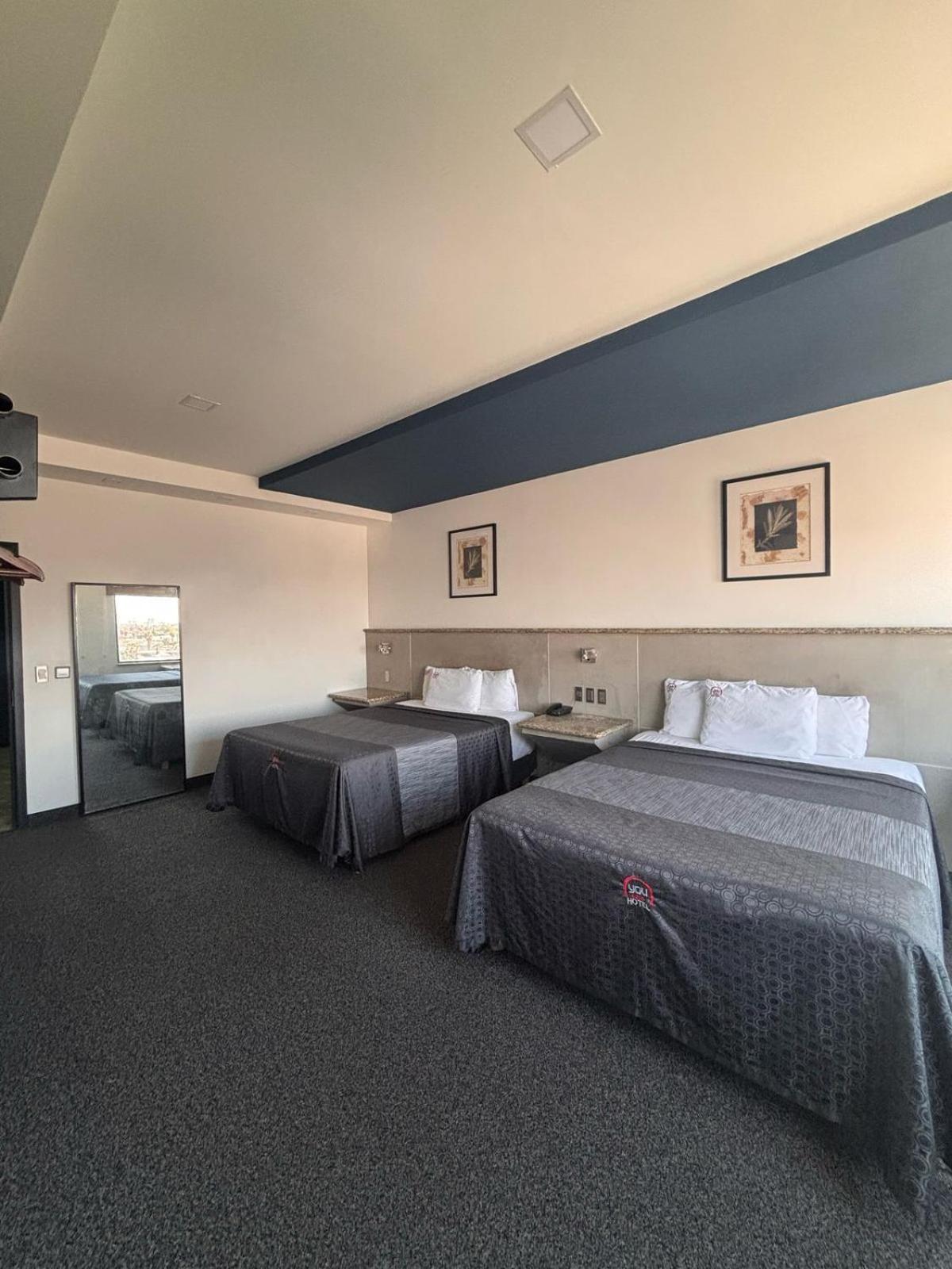 Hotel You Koso Тихуана Екстериор снимка