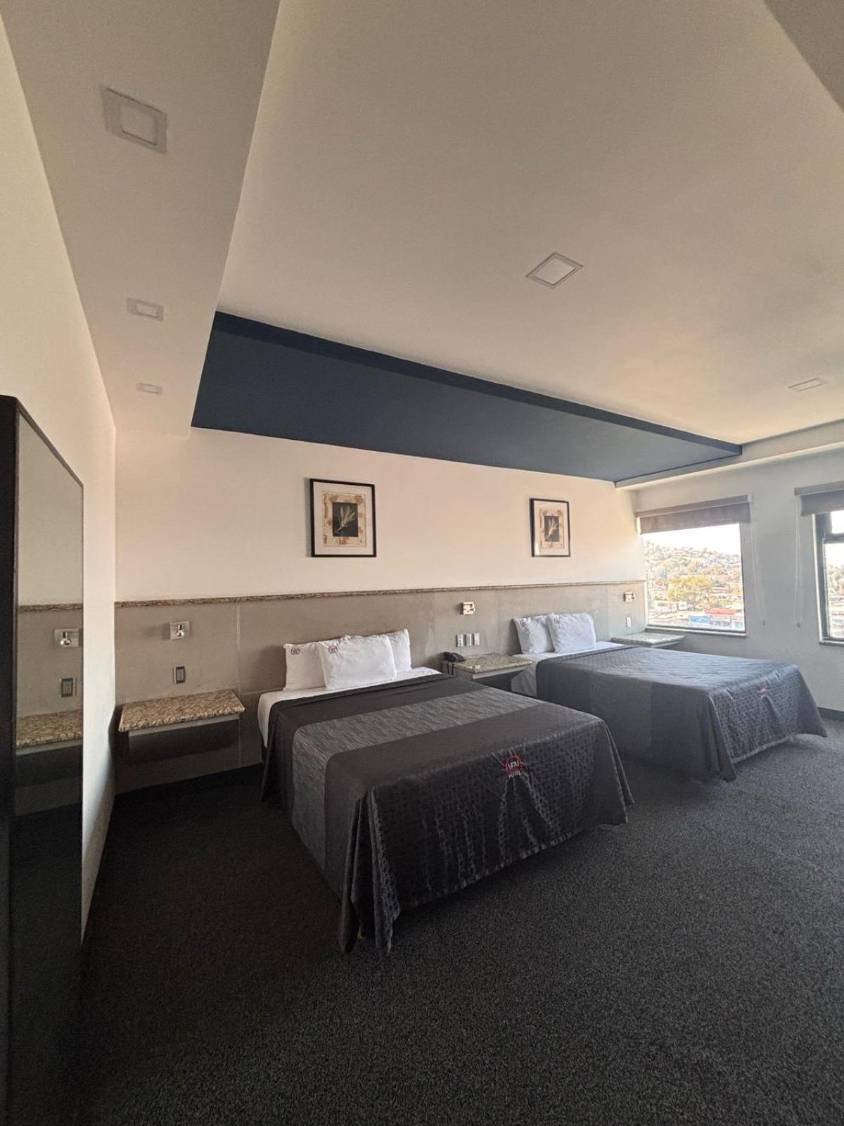 Hotel You Koso Тихуана Екстериор снимка