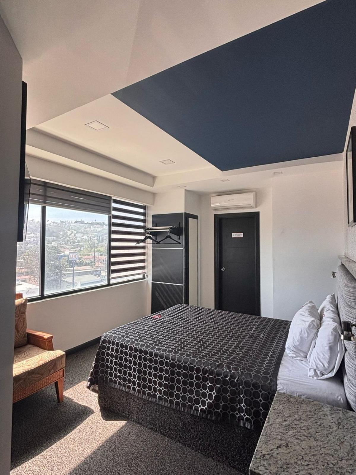 Hotel You Koso Тихуана Екстериор снимка